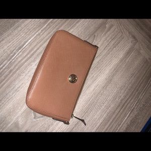 Ralph Lauren Lauren tan wallet